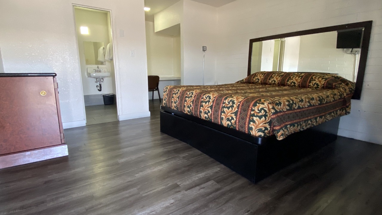 Photo of Bedroom in Sunrise Manor