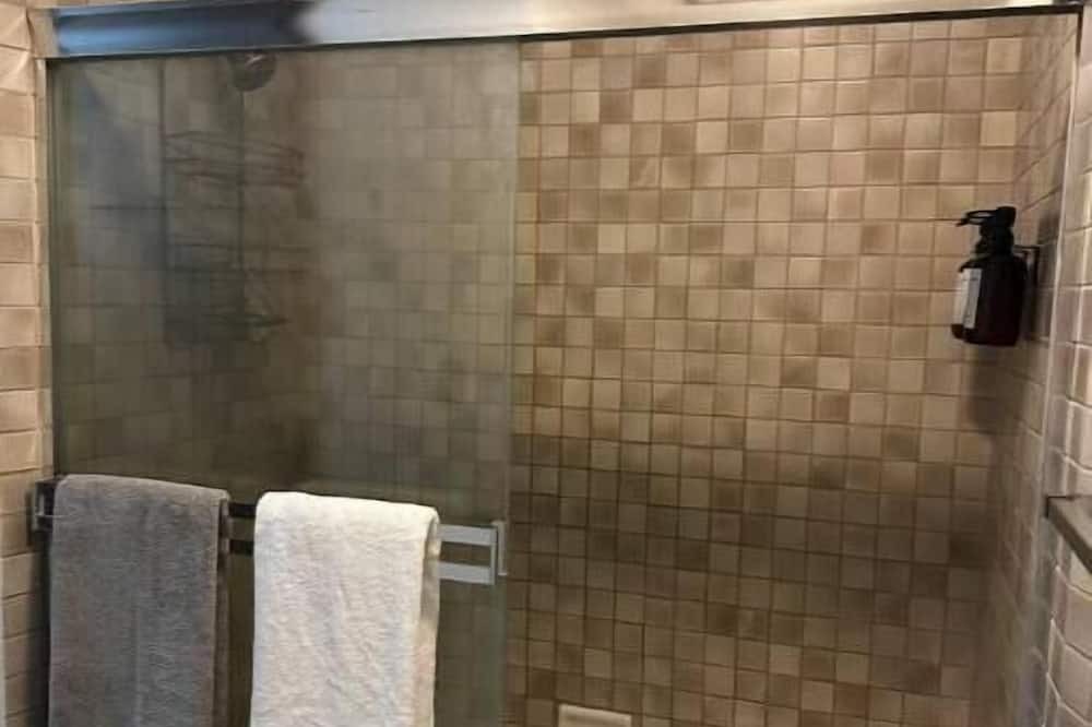 Photo of Bathroom in Forestville
