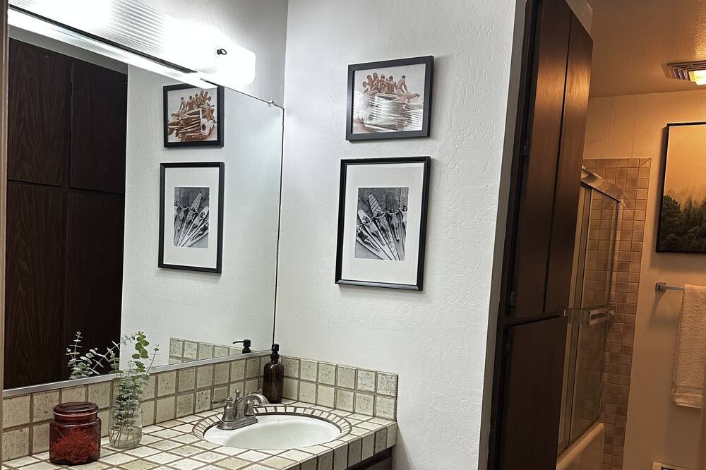 Photo of Bathroom in Forestville