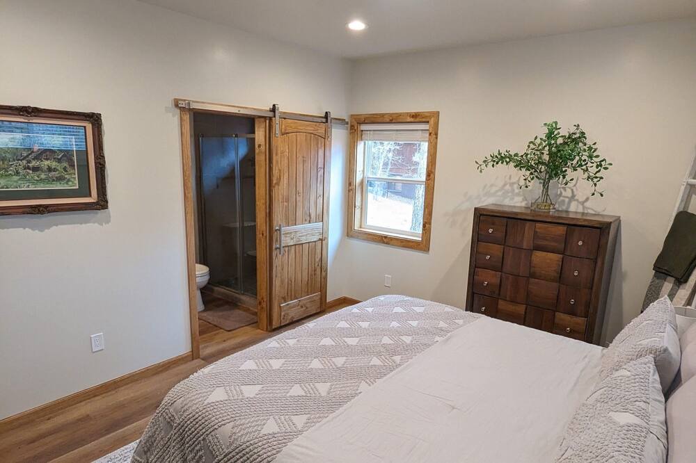 Photo of Bedroom in Pinetop-Lakeside