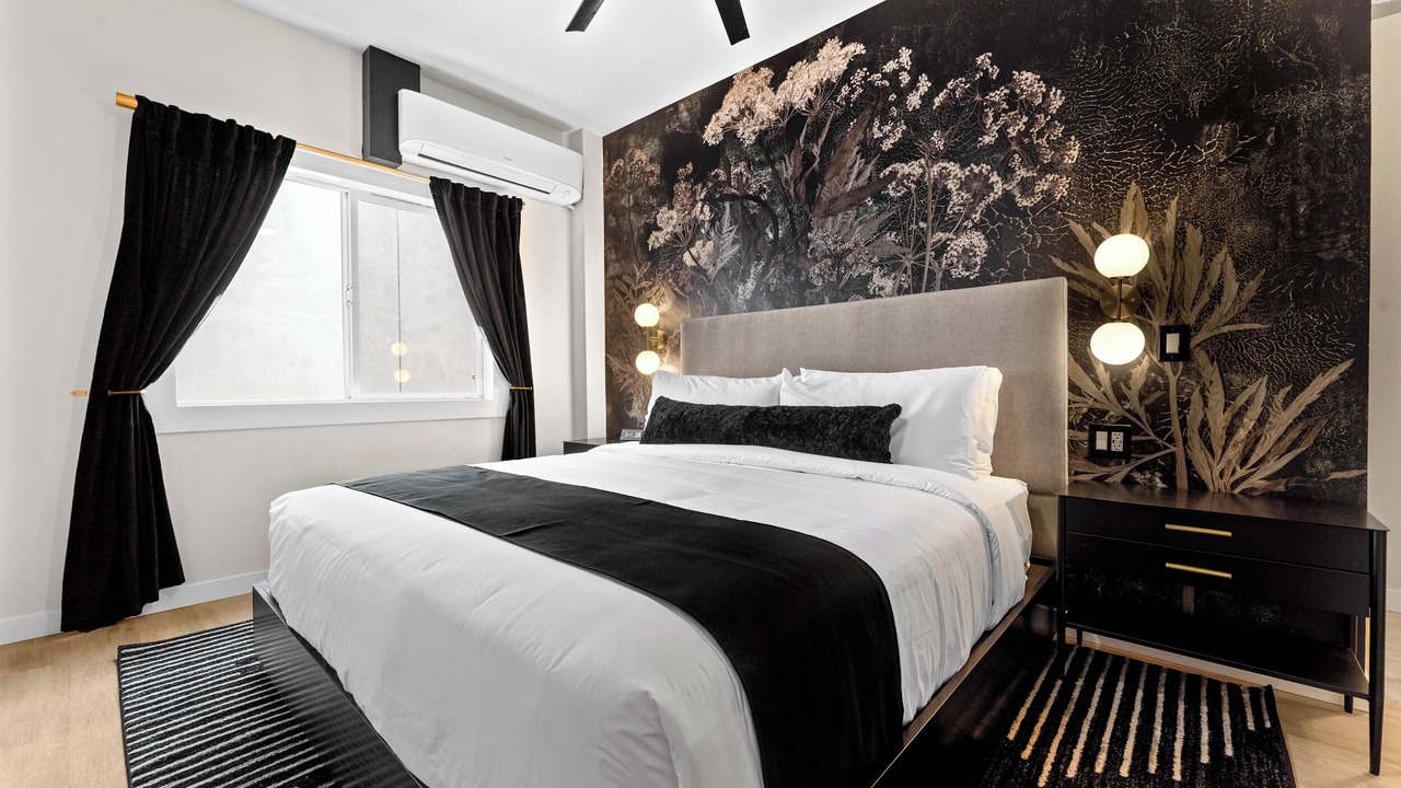 Photo of Bedroom in Little Italy