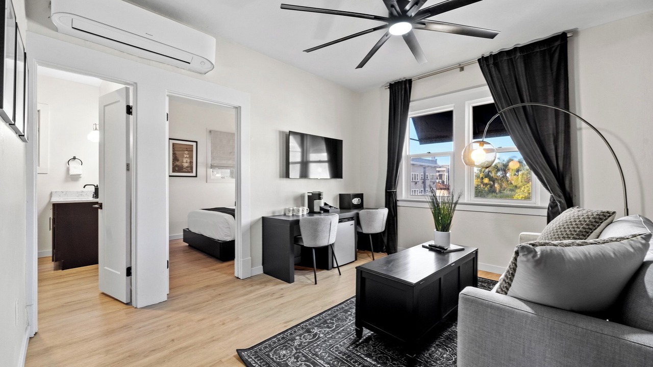 Photo of Bedroom in Little Italy