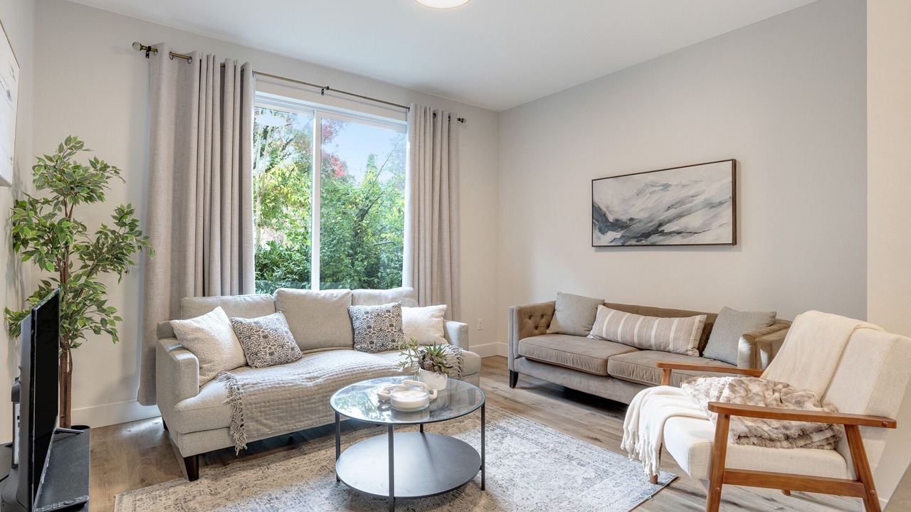 Photo of Livingroom in Sellwood-Moreland