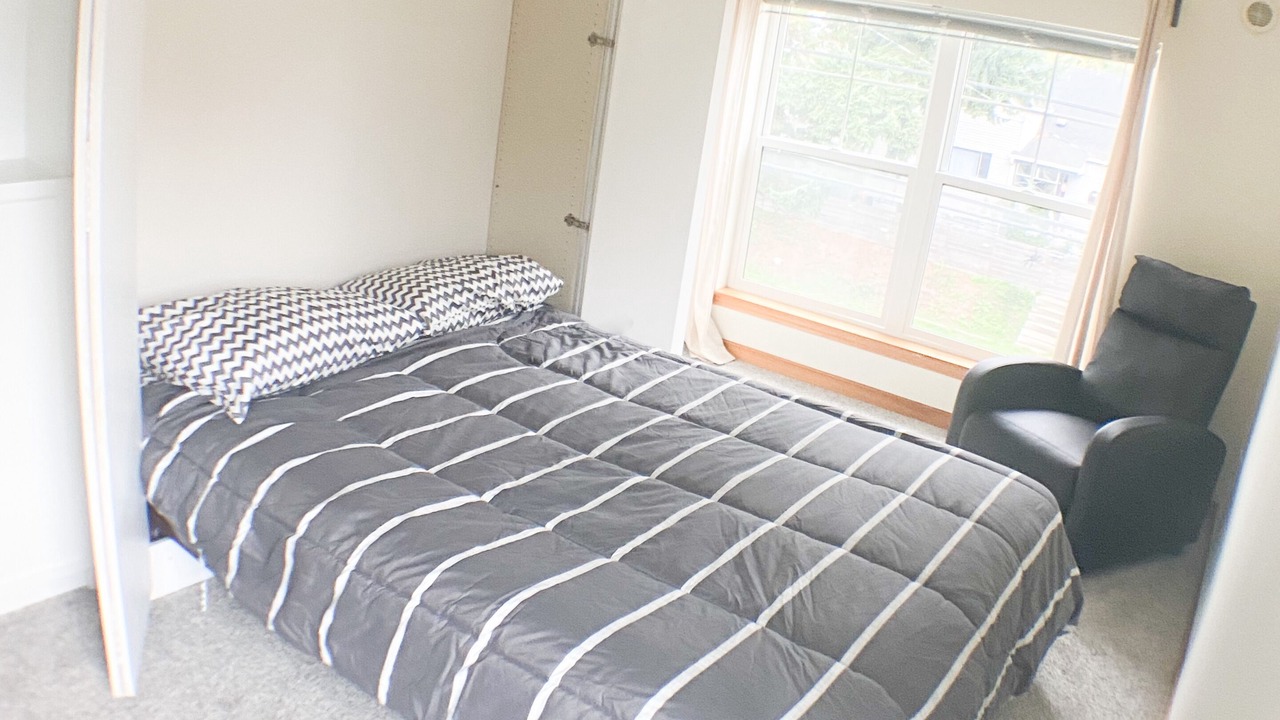 Photo of Bedroom in Greenwood