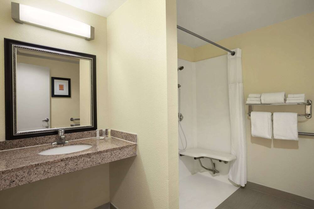 Photo of Bathroom in Midway District