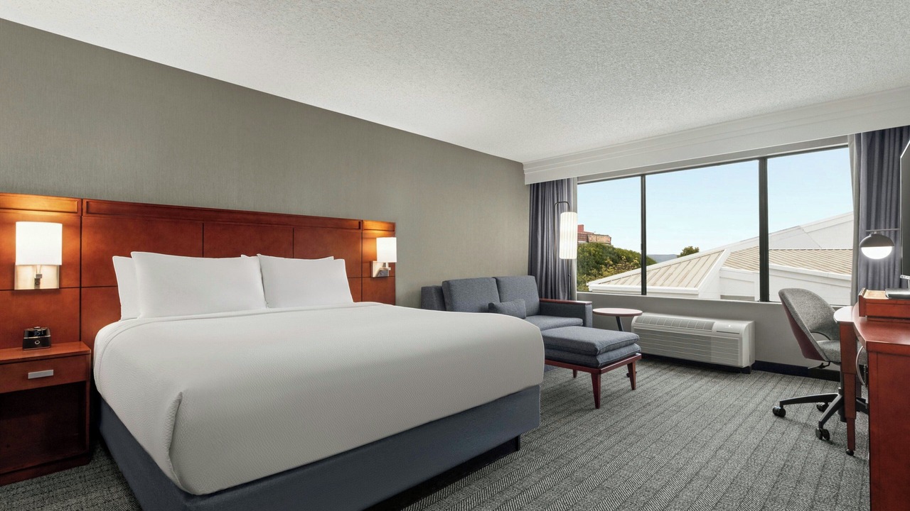 Photo of Bedroom in Fisherman's Wharf