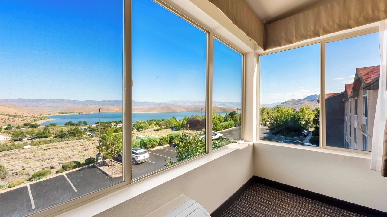 Photo of Bedroom in Topaz Lake