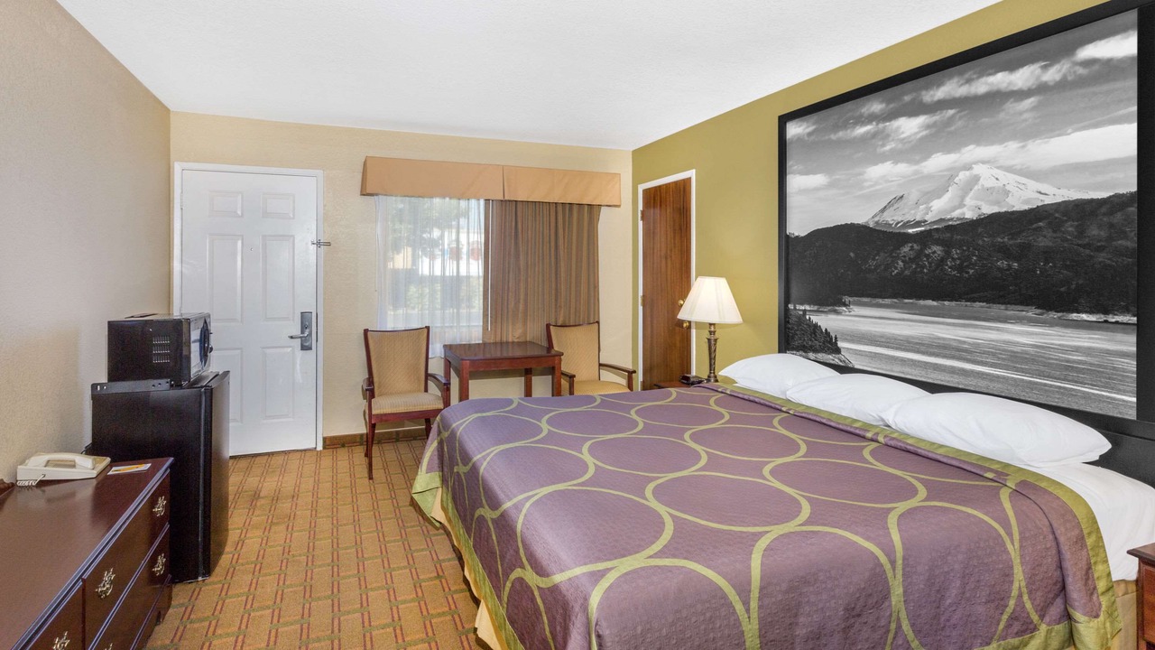 Photo of Bedroom in Corning