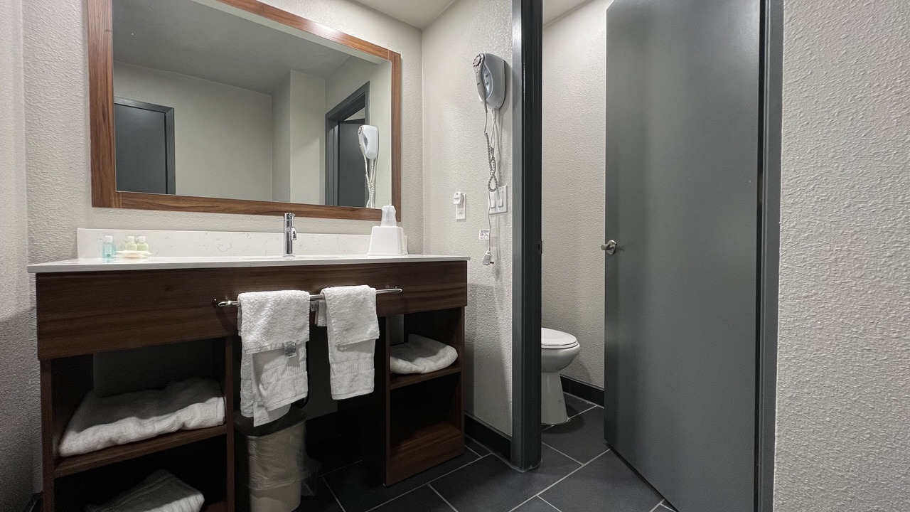 Photo of Bathroom in Sumner