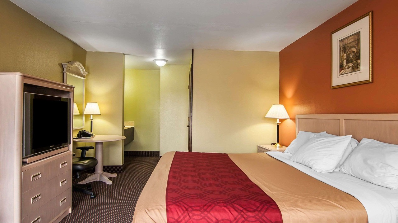 Photo of Bedroom in Corvallis