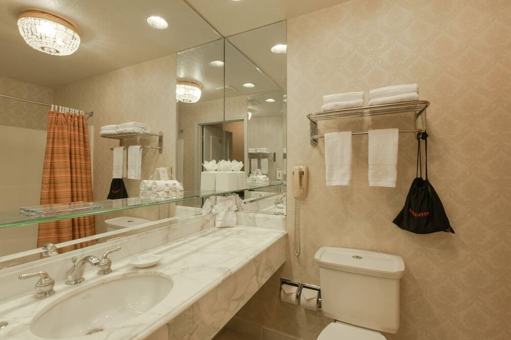 Photo of Bathroom in Campbell