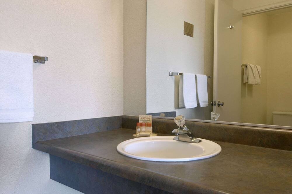 Photo of Bathroom in Yuba City