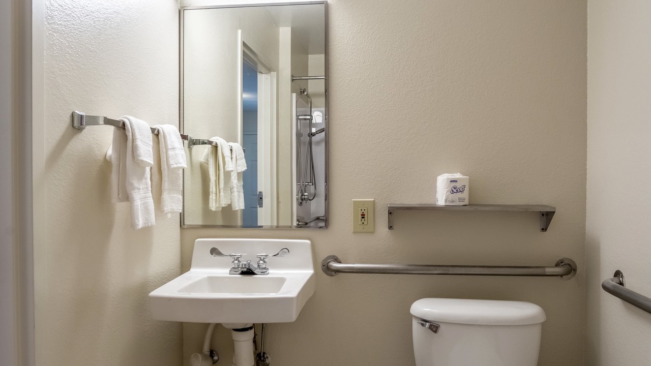 Photo of Bathroom in Salem