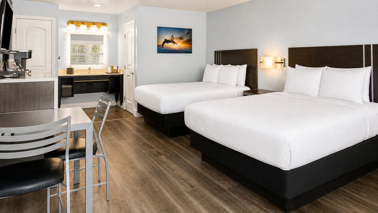 Photo of Bedroom in North Fremont Street