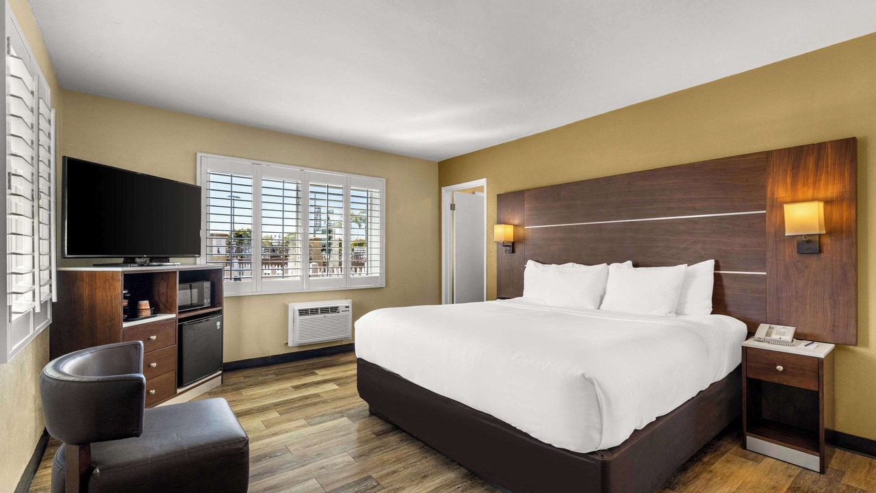 Photo of Bedroom in Roseville - Fleet Ridge