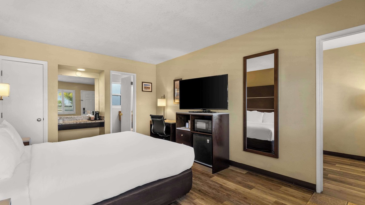 Photo of Bedroom in Roseville - Fleet Ridge