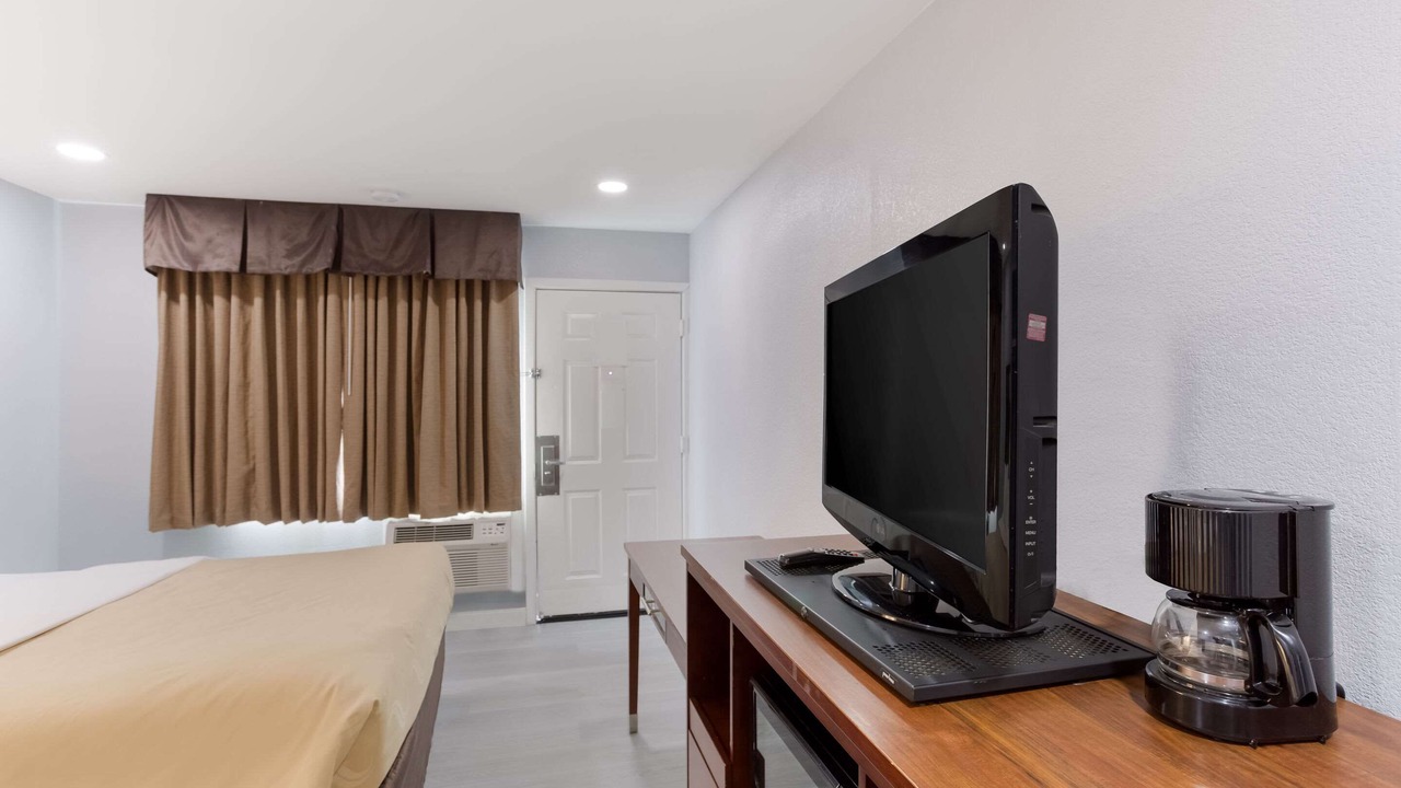 Photo of Bedroom in Redding