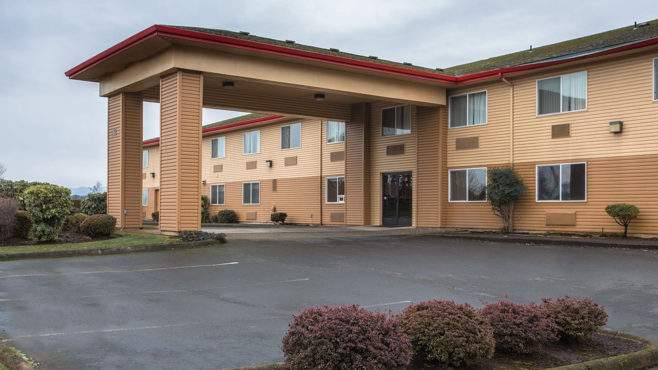 Photo of Outdoor in Sublimity