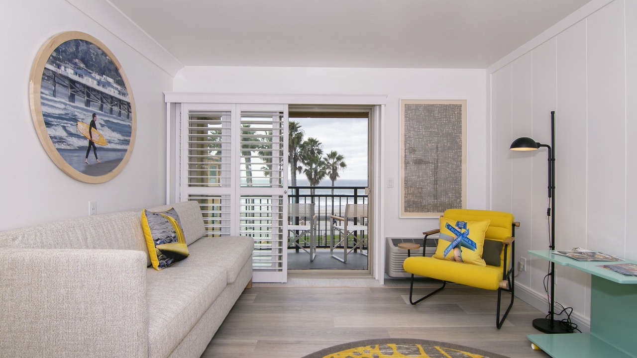 Photo of Bedroom in Pacific Beach