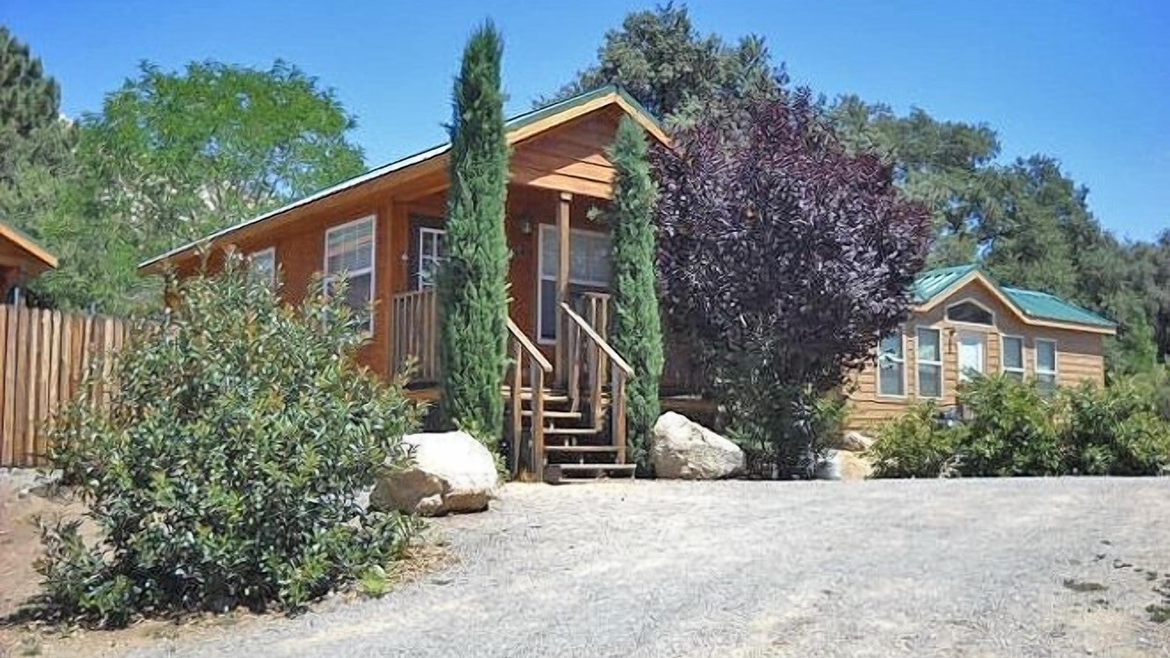 Photo of Buildings in Descanso