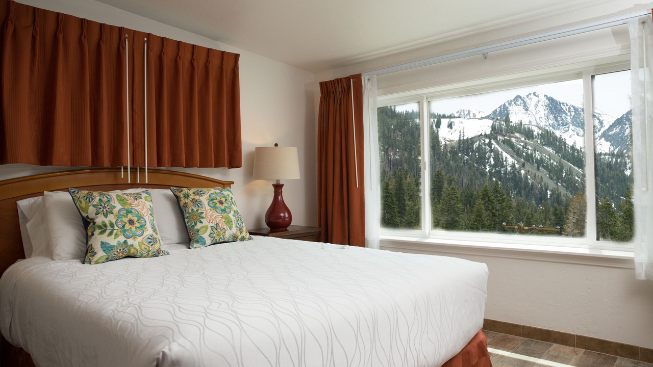 Photo of Bedroom in June Lake