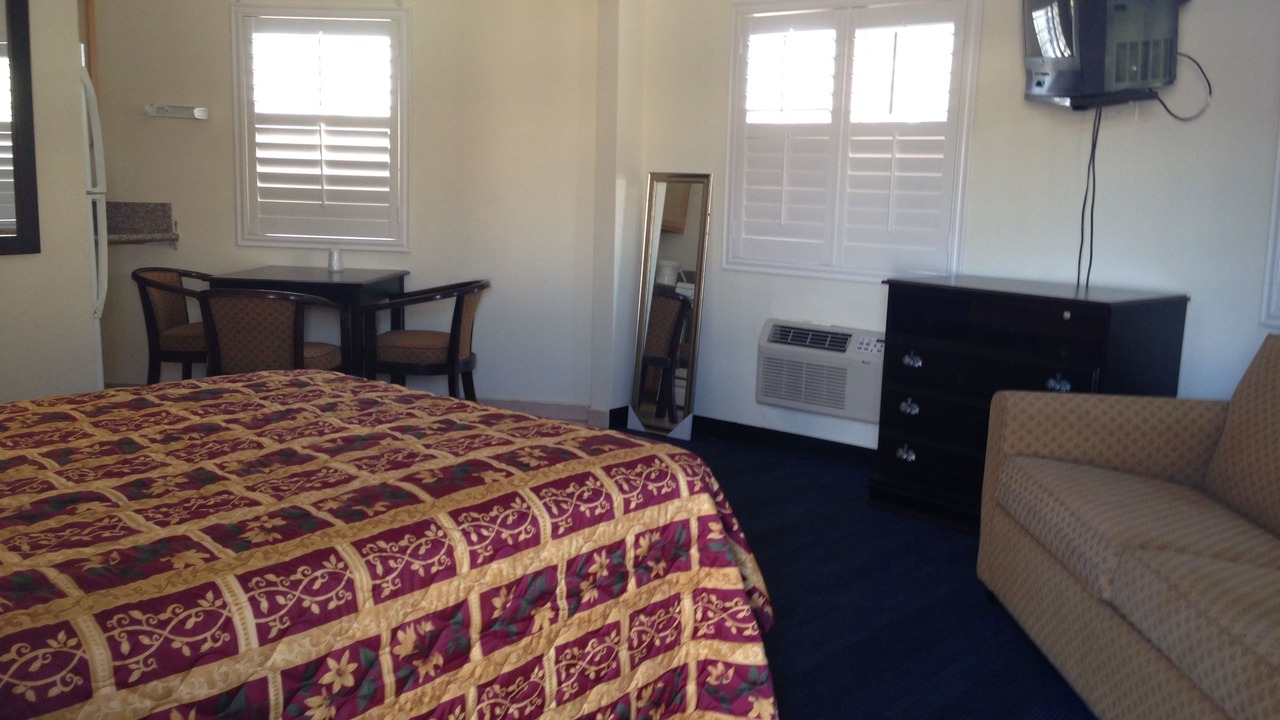 Photo of Kitchen in South Gate