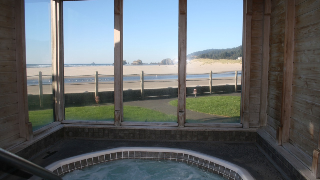 Photo of Others in Downtown Cannon Beach