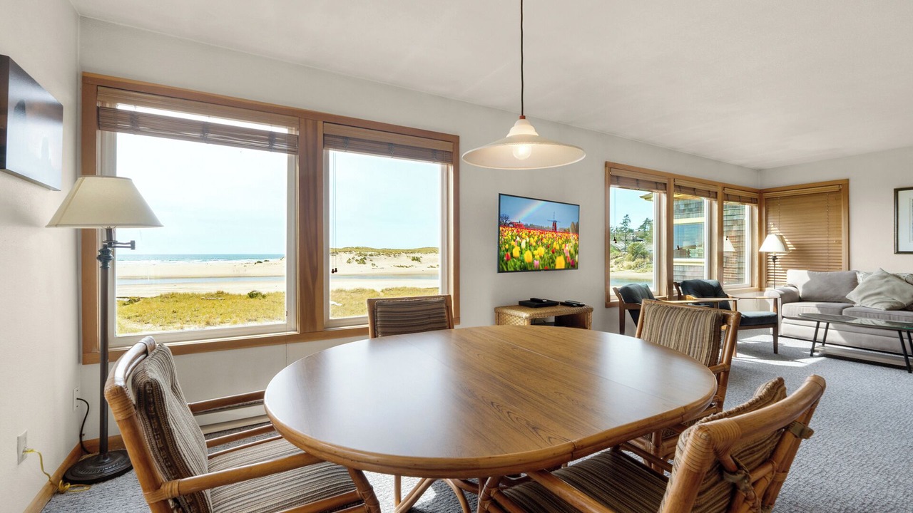 Photo of Bedroom in Downtown Cannon Beach