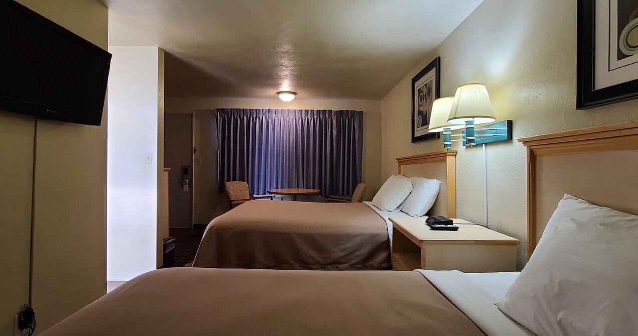 Photo of Bedroom in Reedsport