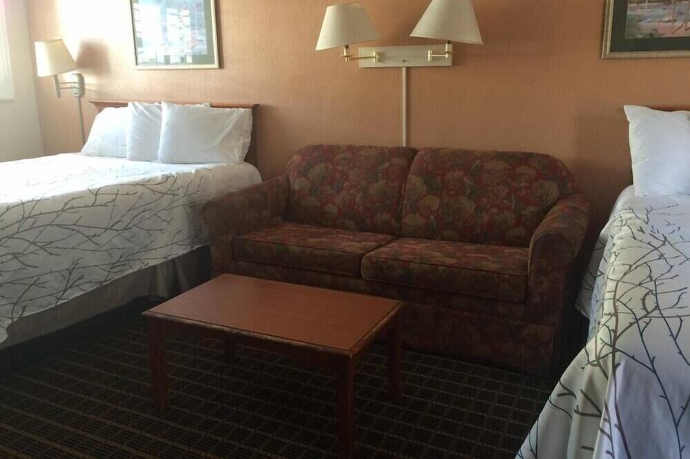 Photo of Bedroom in Marina District