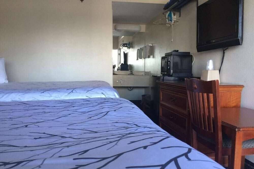 Photo of Bedroom in Marina District
