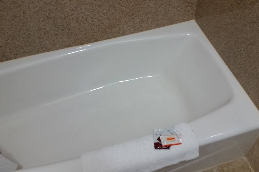 Photo of Bathroom in Northwest Anaheim