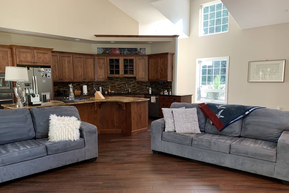 Photo of Livingroom in Woodland