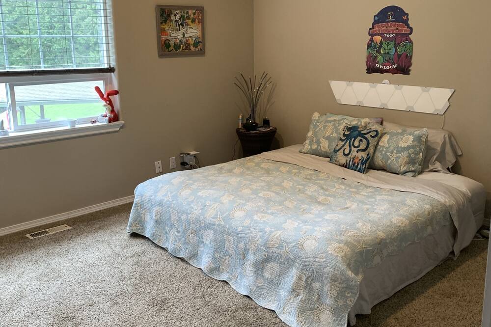 Photo of Bedroom in Woodland