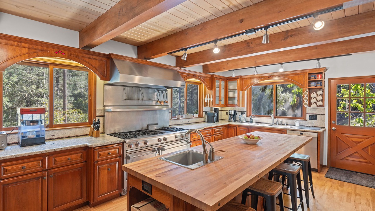 Photo of Kitchen in Forest Ranch