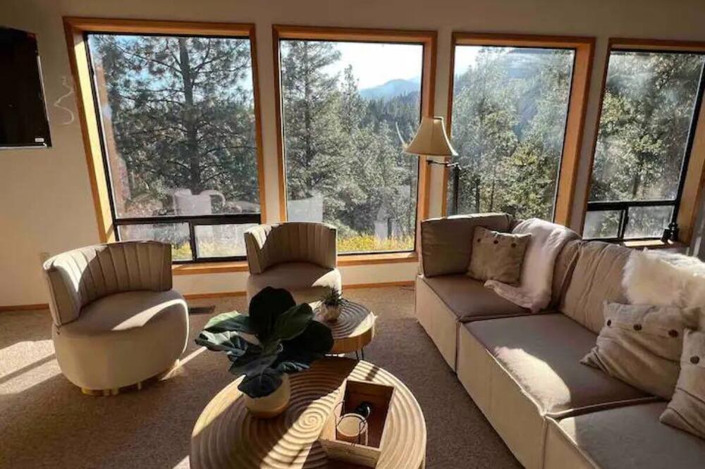 Photo of Livingroom in Peshastin