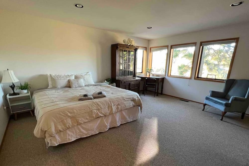 Photo of Bedroom in Peshastin