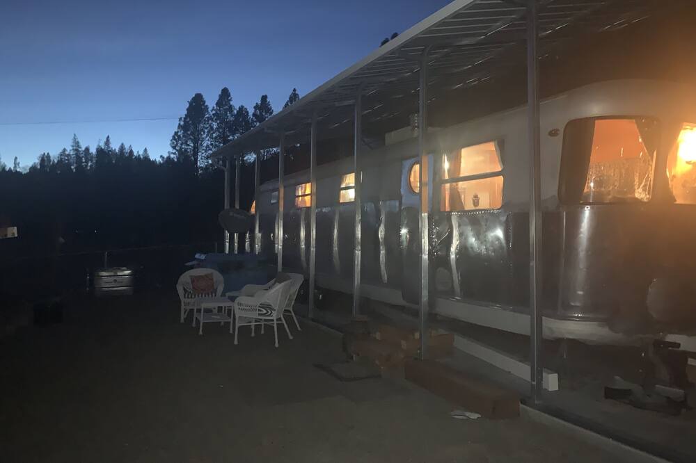 Photo of Patio Balcony in Trail