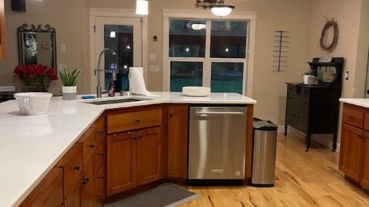 Photo of Kitchen in Walterville