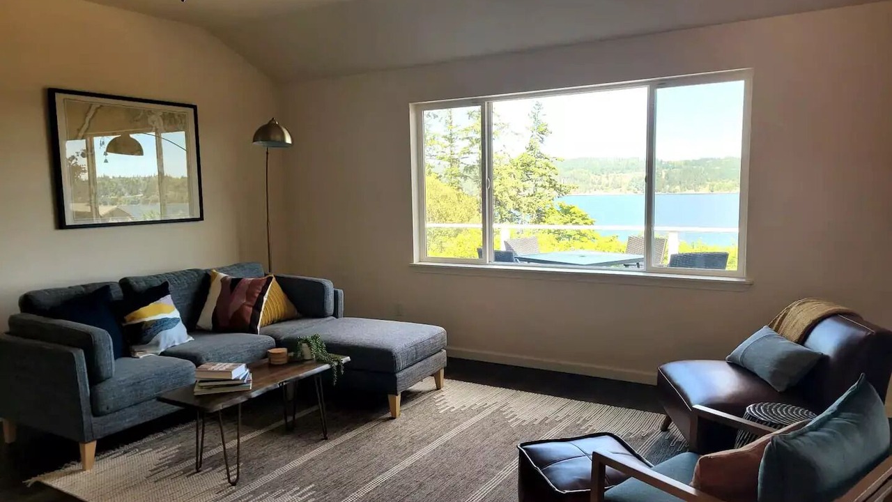Photo of Livingroom in Adelma Beach