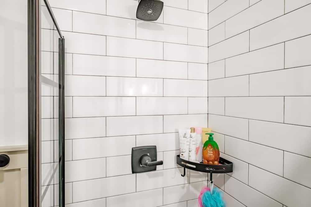 Photo of Bathroom in Keizer
