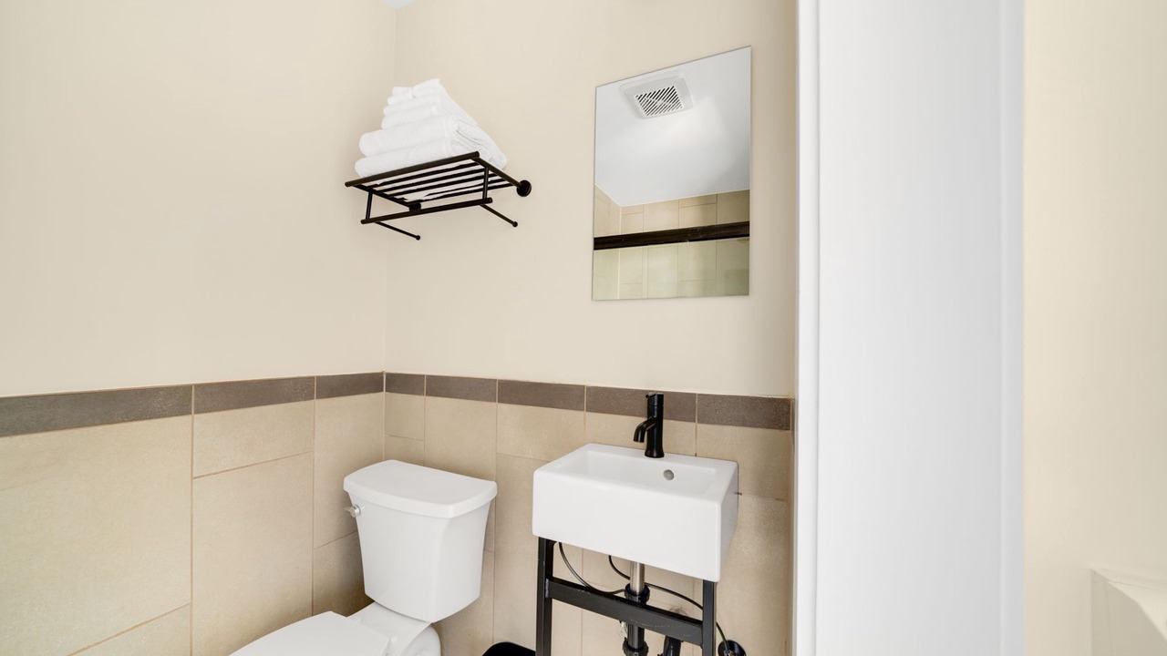 Photo of Bathroom in Orchard District