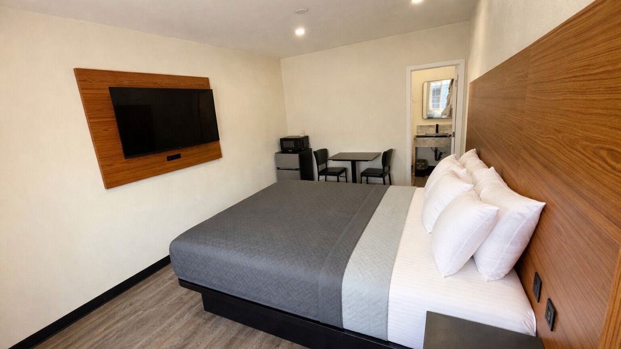 Photo of Bedroom in South el Monte