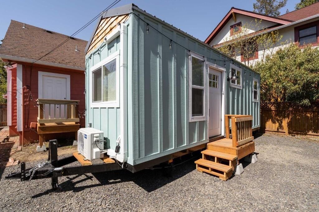 Photo of Outdoor in Alberta Arts District
