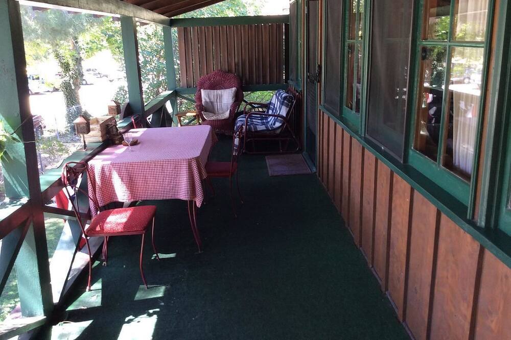 Photo of Patio Balcony in Kernville