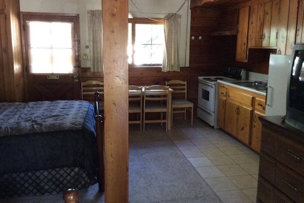 Photo of Livingroom in Kernville