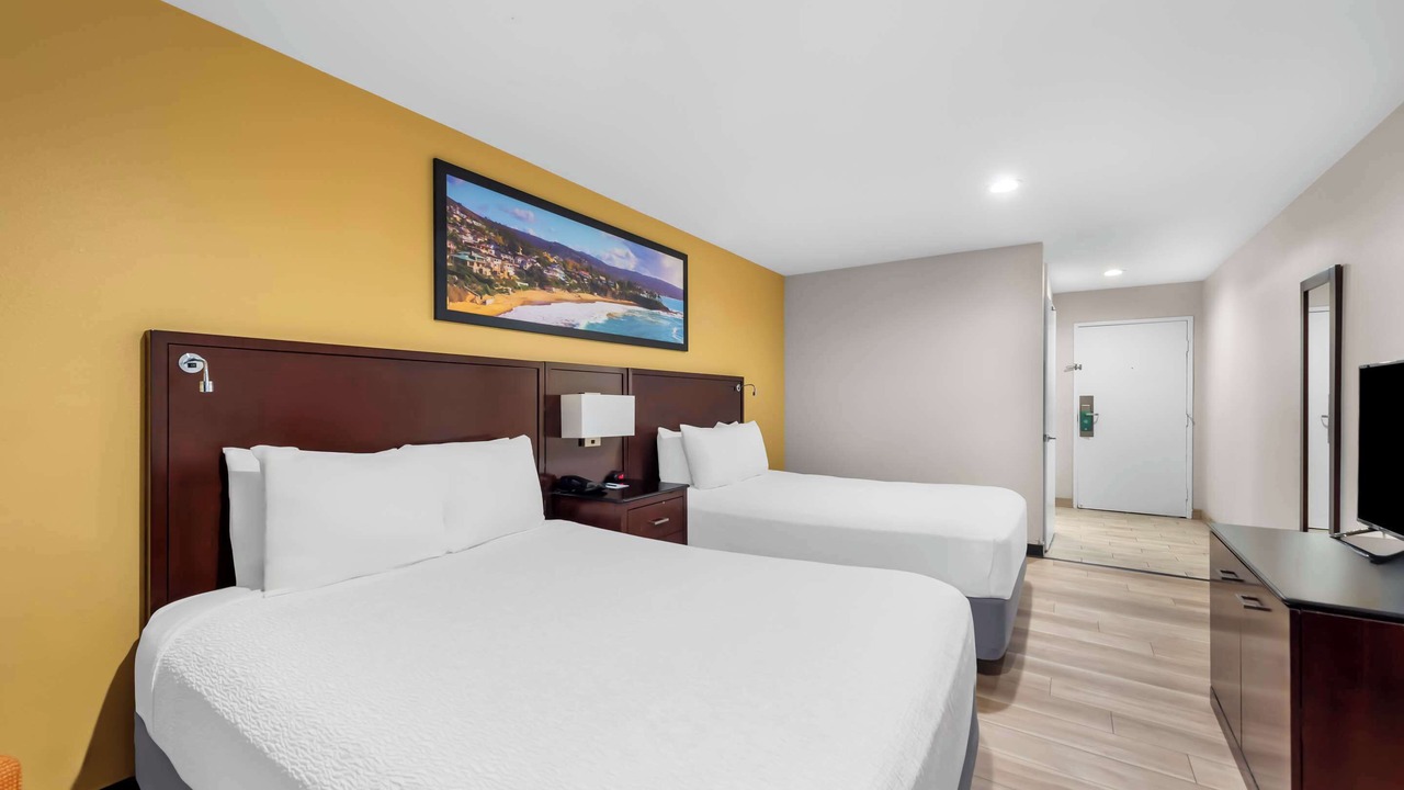 Photo of Bedroom in Lincoln Acres