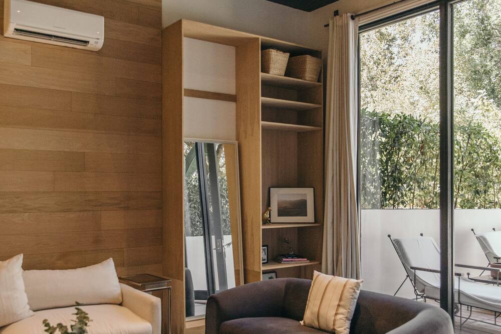Photo of Livingroom in Malibu