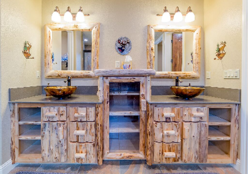 Photo of Bathroom in Ahwahnee