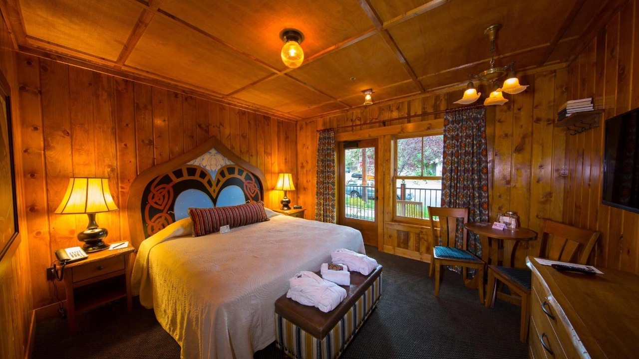 Photo of Bedroom in Old Bend